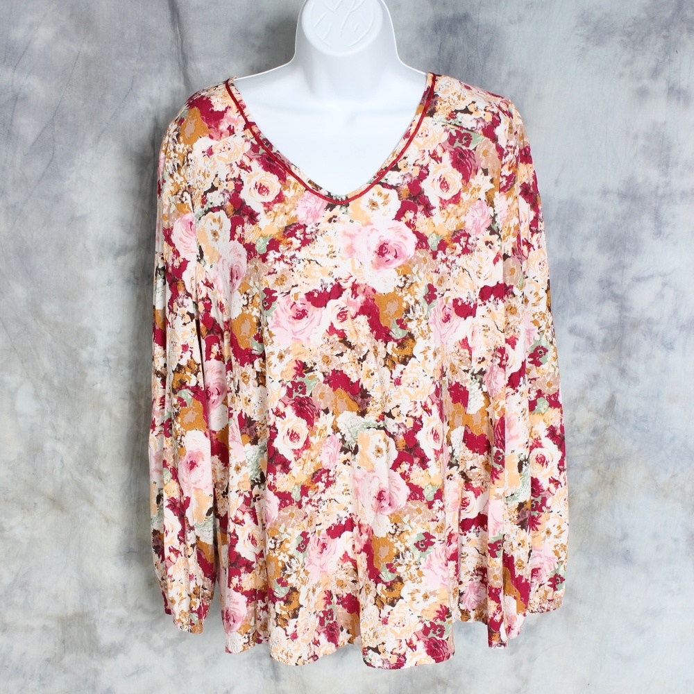 🌼 3/$25 Umgee floral long sleeve top